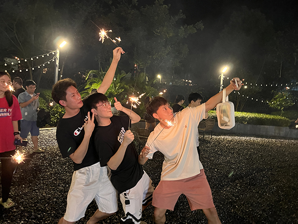 华体会体育官方网站-华体会体育(中国)
之星：一闪一闪亮晶晶，都来争当华体会体育官方网站-华体会体育(中国)
之星（胡文娟）.jpg